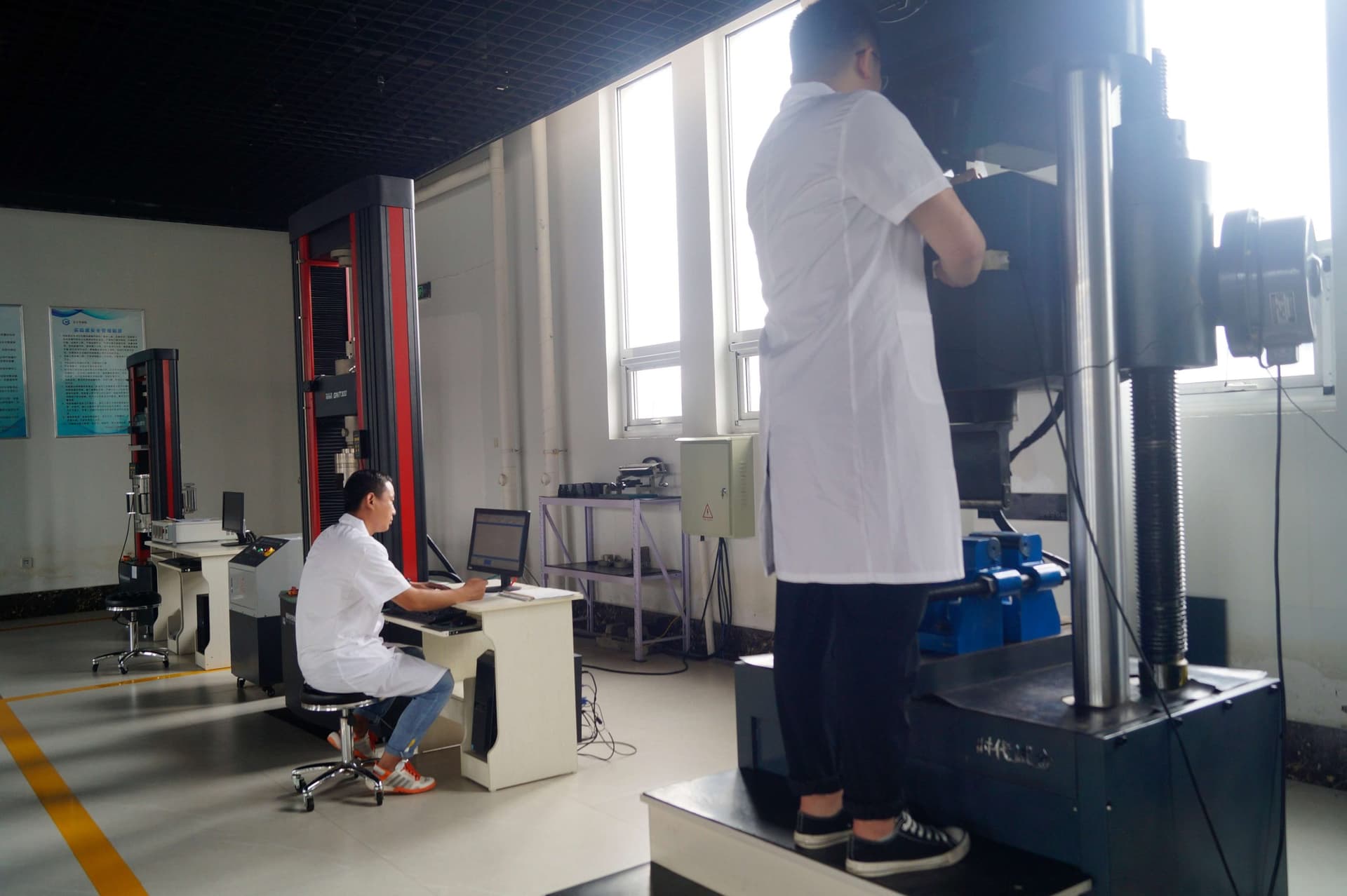 Lab photo 6